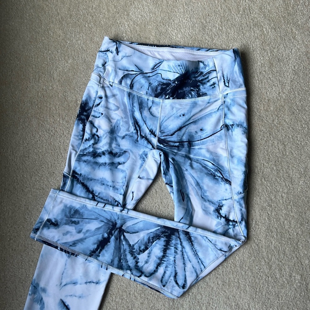 Calia Blue and White Athletic Leggings